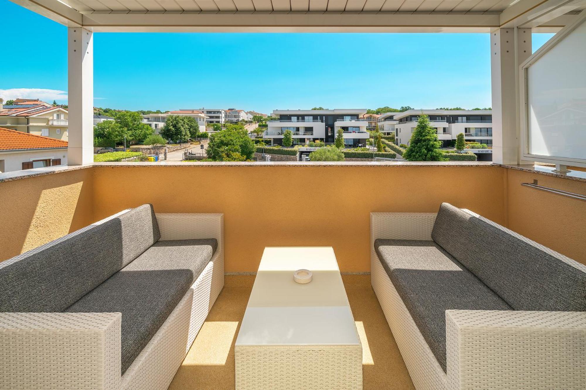 Hotel Vila Rova Malinska Esterno foto