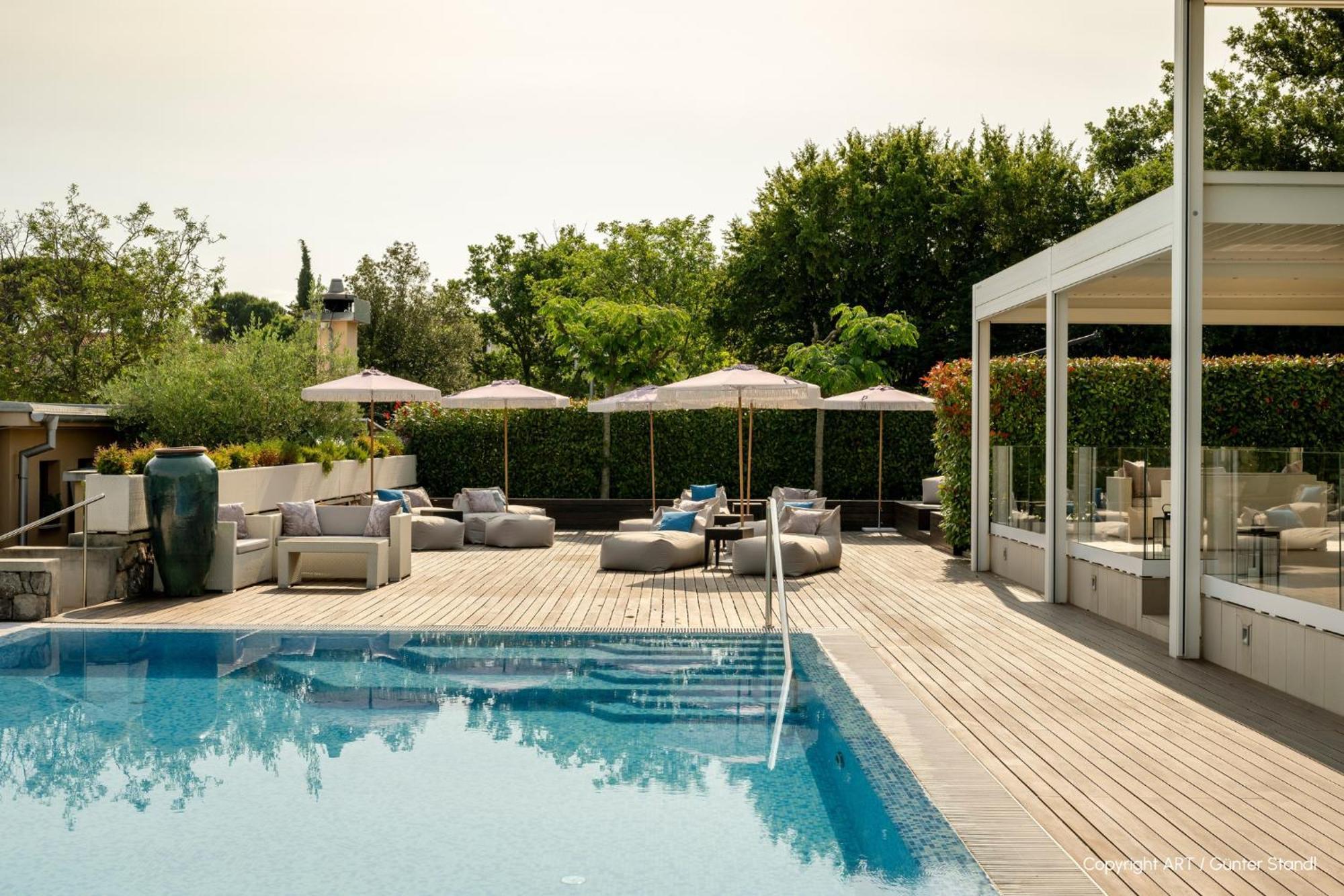 Hotel Vila Rova Malinska Esterno foto